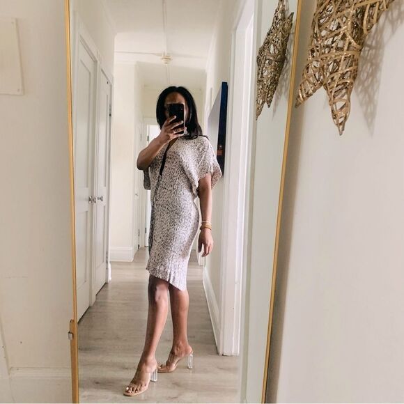 VICI CREAM MINI DRESS - Picture 4 of 15